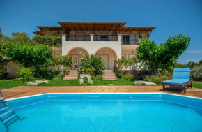 Family Private Homes & Sea View